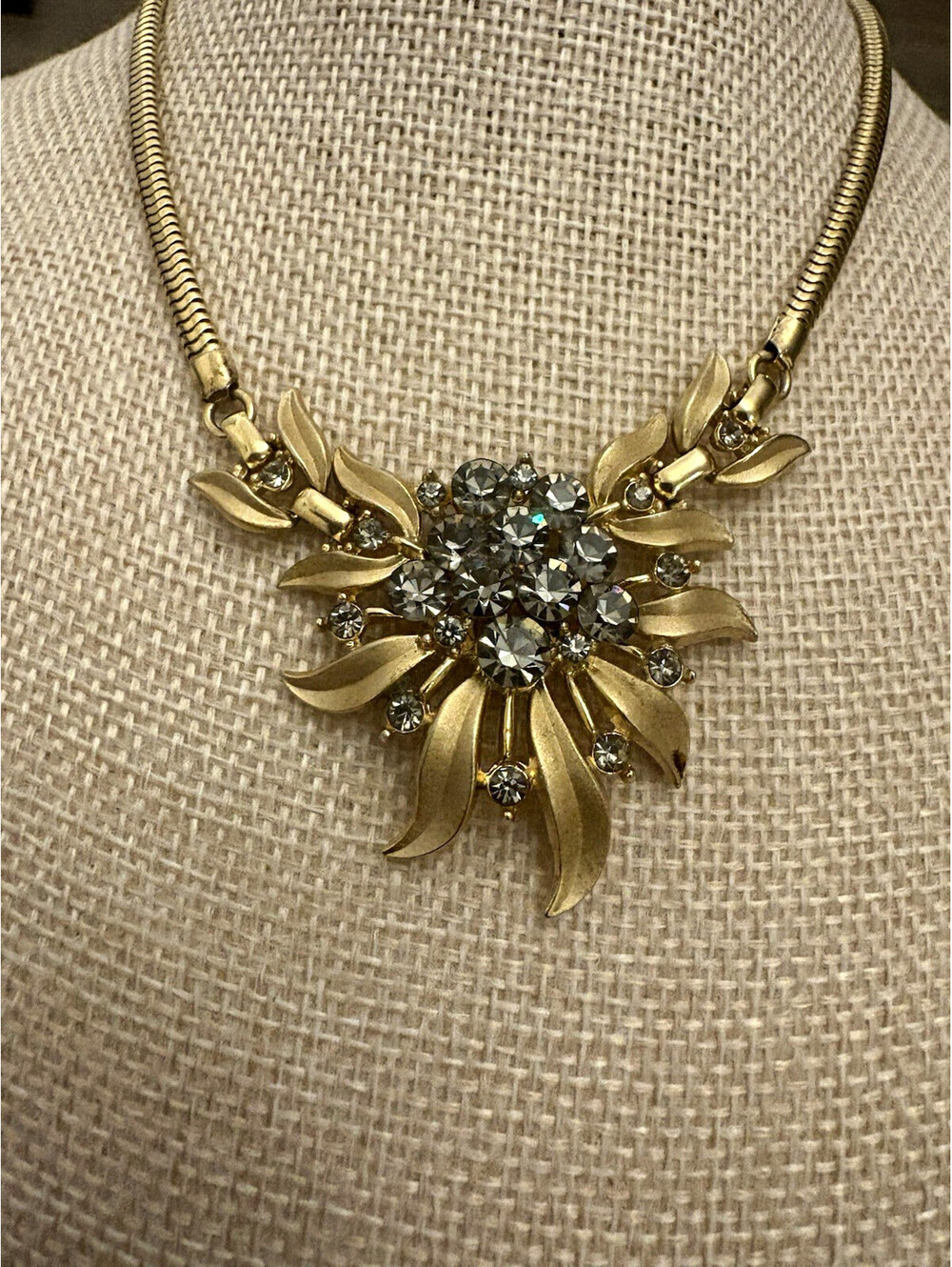 Crown Trifari Gold Tone Floral  Necklace Crystal Snake chain